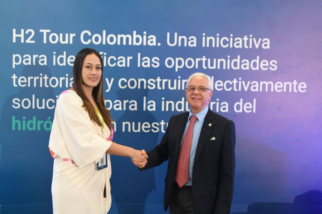 ALTA NEWS -  ALTA e Hidrógeno Colombia firman Memorando de Entendimiento para la Promoción de Tecnologías Sostenibles en el transporte aéreo